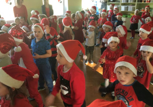 tańce, pląsy, zabawy