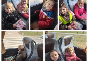 Dzieci siedzą w autokarze i uśmiechają się do zdjęć